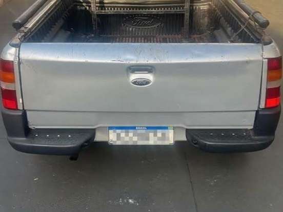 FORD-COURIER-1.6 MPI L 8V FLEX 2P MANUAL FORD-COURIER-2009