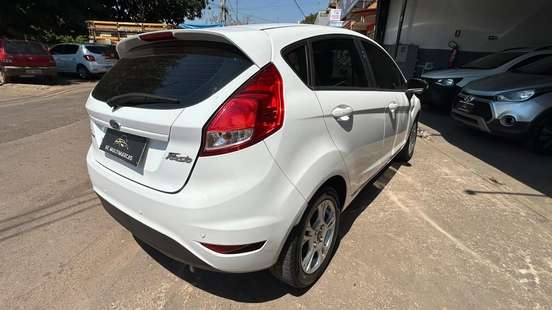 FORD-FIESTA-2013