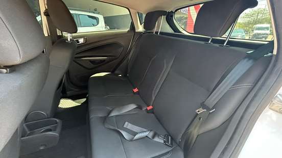 FORD-FIESTA-2013