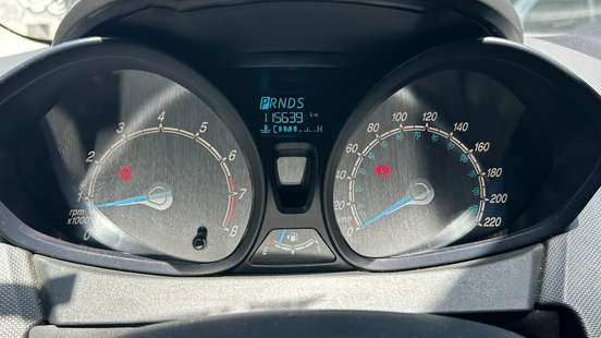 FORD-FIESTA-2013