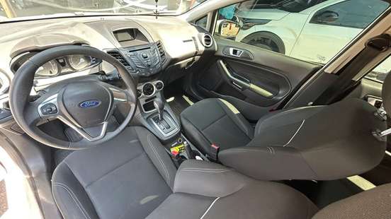 FORD-FIESTA-2013