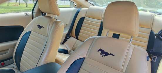 FORD-MUSTANG-2008