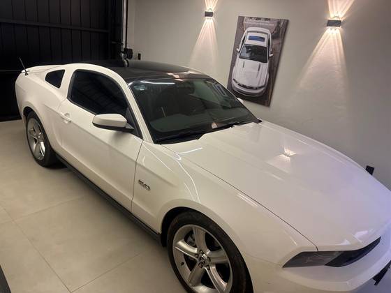 FORD MUSTANG 5.0 GT COUPÉ V8 GASOLINA 2P AUTOMÁTICO