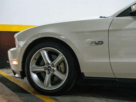 FORD-MUSTANG-5.0 GT COUPÉ V8 GASOLINA 2P AUTOMÁTICO FORD-MUSTANG-2011