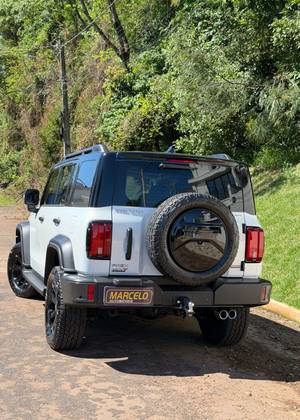 GWM TANK 300 2.0 HI4-T PHEV 4X4 9HAT