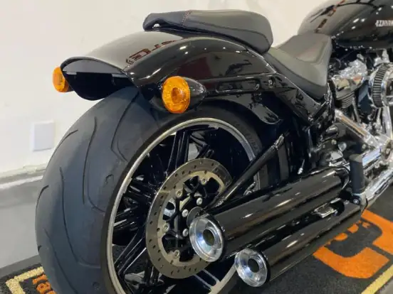 HARLEY-DAVIDSON-SOFTAIL BREAKOUT 114 HARLEY-DAVIDSON-SOFTAIL BREAKOUT 114-2018