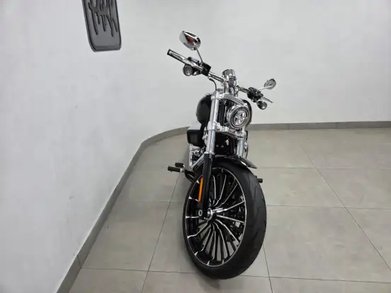 HARLEY-DAVIDSON-SOFTAIL BREAKOUT-2025