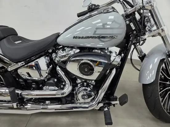 HARLEY-DAVIDSON-SOFTAIL BREAKOUT HARLEY-DAVIDSON-SOFTAIL BREAKOUT-2025
