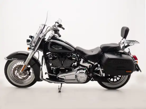 HARLEY-DAVIDSON-SOFTAIL HERITAGE CLASSIC 114-2023