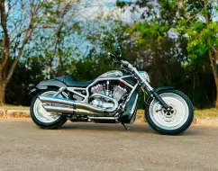 HARLEY-DAVIDSON V-ROD HARLEY-DAVIDSON V-ROD
