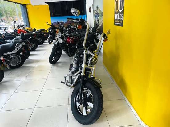 HARLEY-DAVIDSON-SPORTSTER 1200 XL CUSTOM HARLEY-DAVIDSON-SPORTSTER 1200 XL CUSTOM-2013