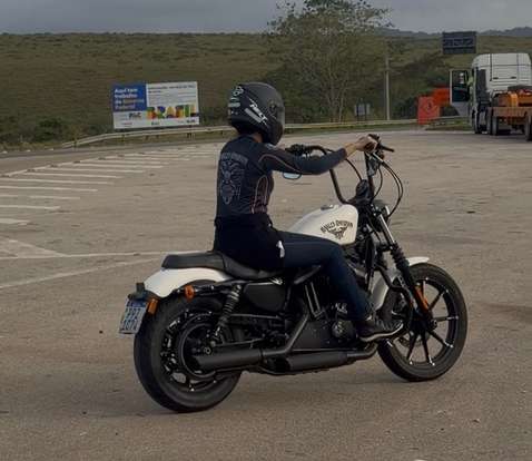 HARLEY-DAVIDSON-SPORTSTER IRON 883-2018