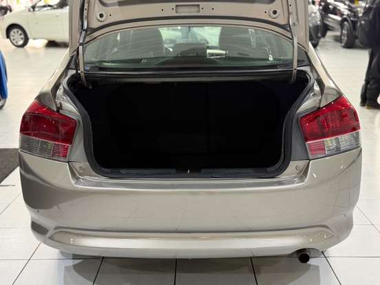 HONDA-CITY-2010