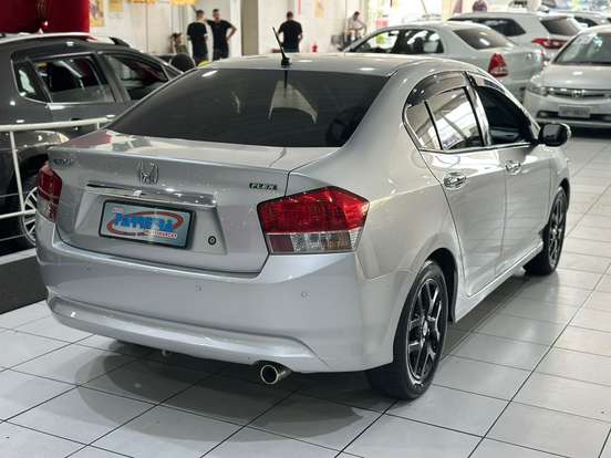 HONDA-CITY-2010