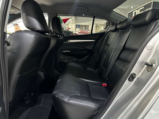 HONDA-CITY-2010