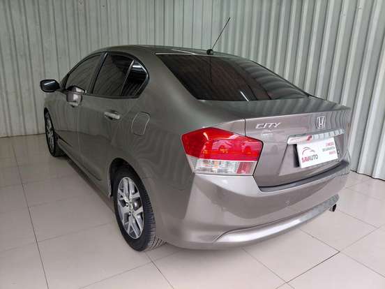HONDA-CITY-2010