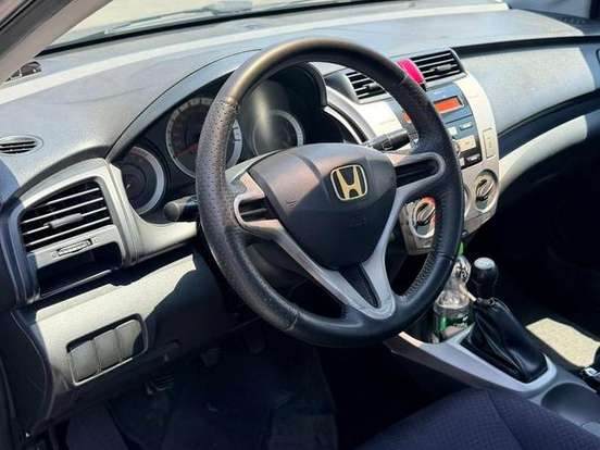 HONDA-CITY-1.5 LX 16V FLEX 4P MANUAL HONDA-CITY-2009