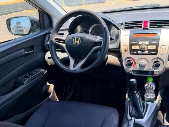 HONDA-CITY-1.5 LX 16V FLEX 4P MANUAL HONDA-CITY-2009