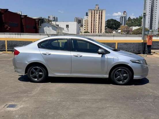 HONDA-CITY-1.5 LX 16V FLEX 4P MANUAL HONDA-CITY-2009