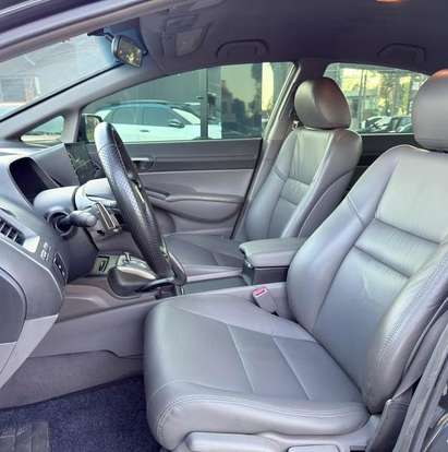 HONDA-CIVIC-2010