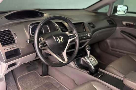 HONDA-CIVIC-2010