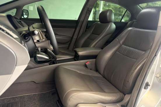 HONDA-CIVIC-2010