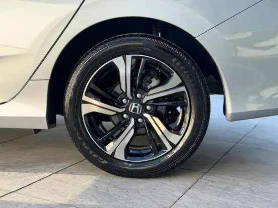 HONDA-CIVIC-2020
