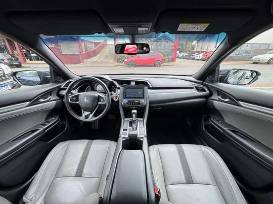 HONDA-CIVIC-2021