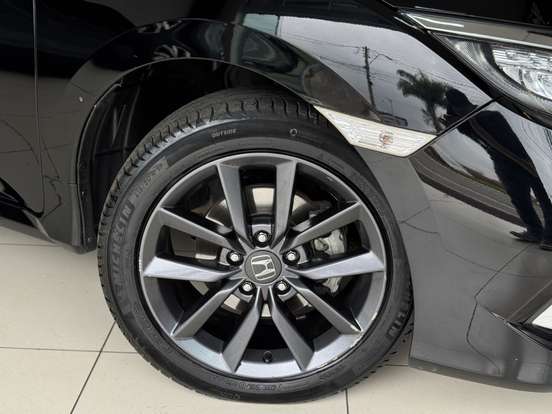 HONDA-CIVIC-2021