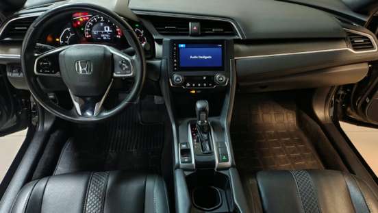 HONDA-CIVIC-2021