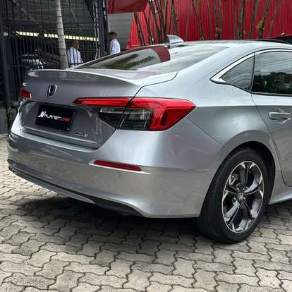 HONDA-CIVIC-2023