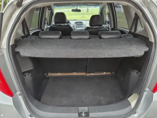 HONDA-FIT-2012