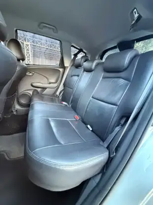 HONDA-FIT-2011