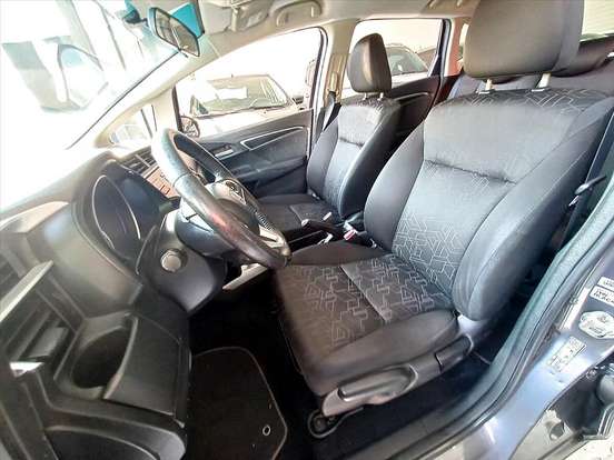 HONDA-FIT-2015