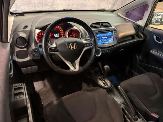 HONDA-FIT-2009