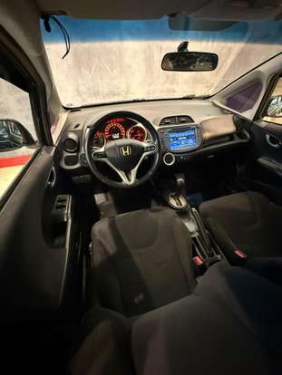 HONDA-FIT-2009