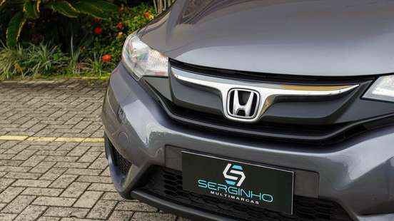 HONDA-FIT-2016