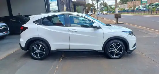 HONDA-HR-V-2021