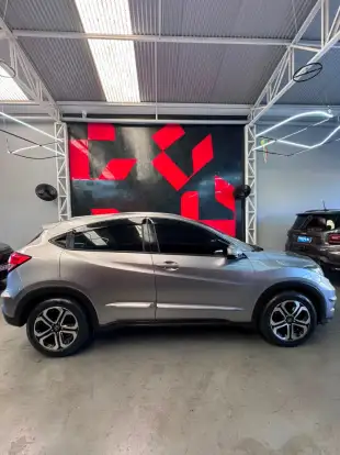 HONDA-HR-V-2015