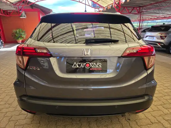 HONDA-HR-V-1.8 16V FLEX TOURING 4P AUTOMÁTICO HONDA-HR-V-2017