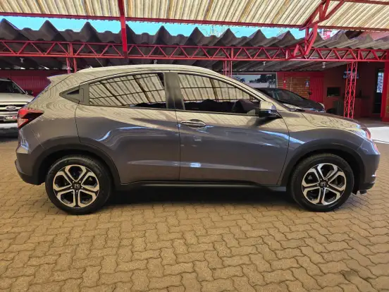 HONDA-HR-V-1.8 16V FLEX TOURING 4P AUTOMÁTICO HONDA-HR-V-2017