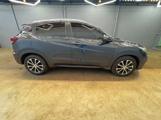 HONDA-HR-V-2021