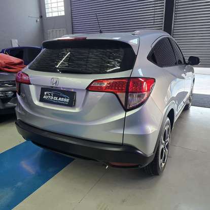 HONDA-HR-V-2015
