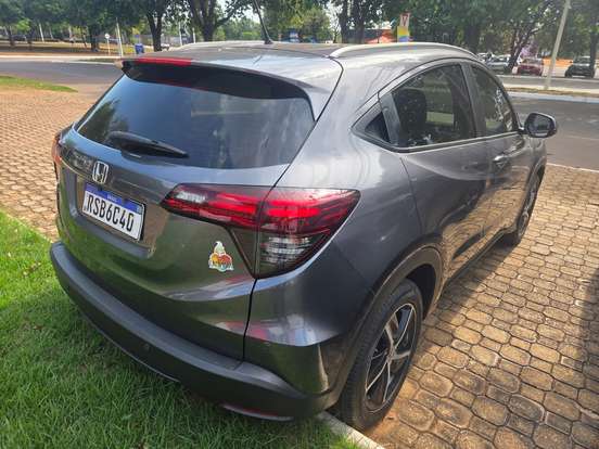 HONDA-HR-V-2021