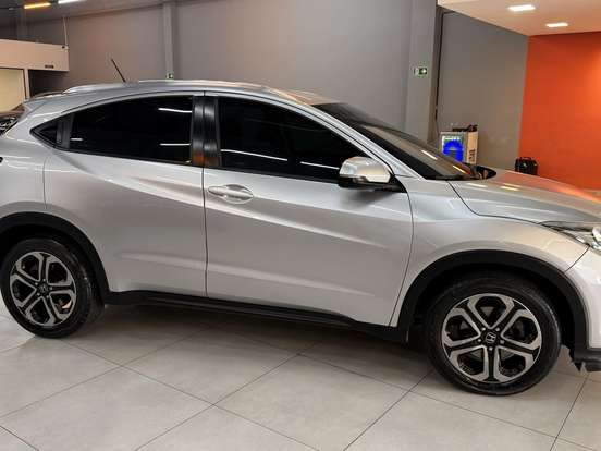 HONDA-HR-V-2015