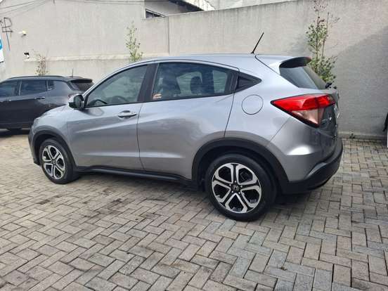 HONDA-HR-V-2015