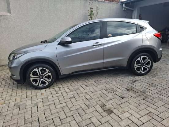 HONDA-HR-V-2015