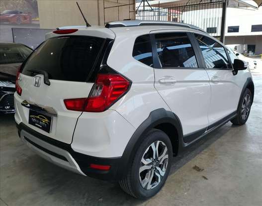 HONDA-WR-V-2017