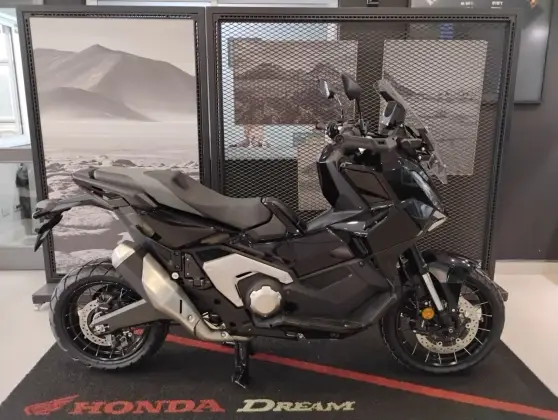 HONDA X-ADV 