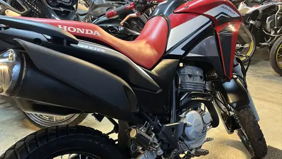HONDA-XRE 300-2015